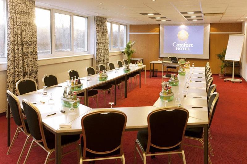 Arthotel Ambassador Wiesbaden - Free Parking Exterior foto